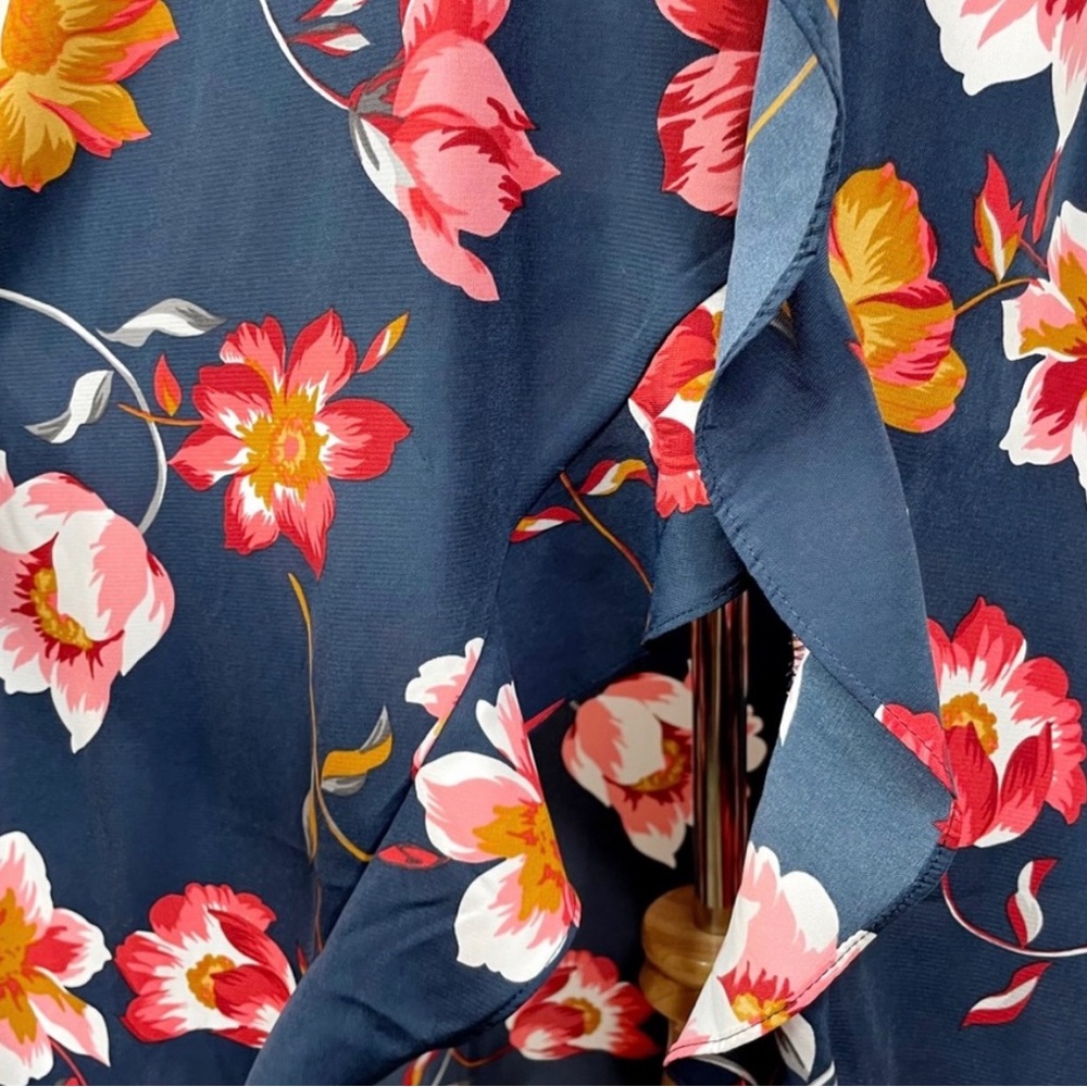 VICI capriccio satin floral ruffle navy wrap maxi dress size small - Picture 9 of 15